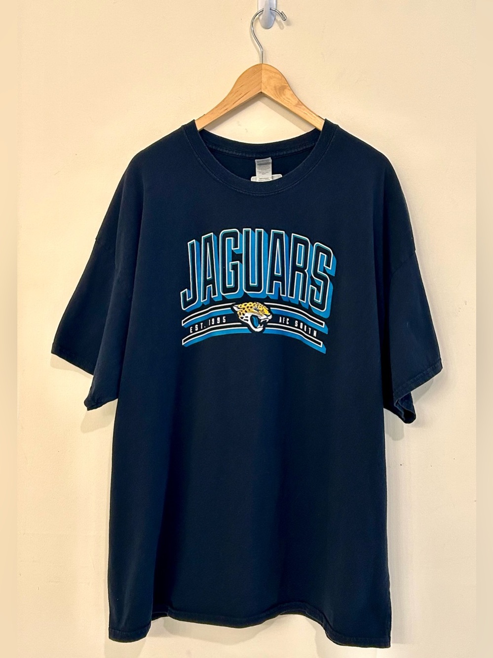Jacksonville Jaguars Black Team Logo Heavy Cotton T-shirt size 3XL